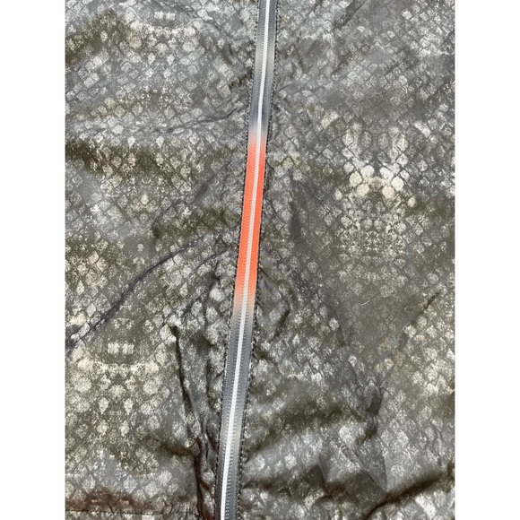 New Balance Snake Print Windbreaker - Picture 11 of 16